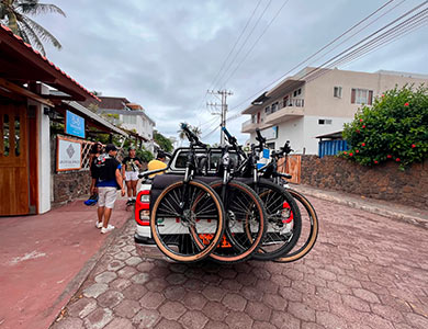 Bike and Smile Bicycles, Galapagos.