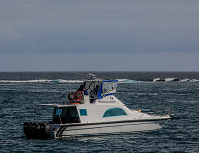 Ferry interisland Galapagos.